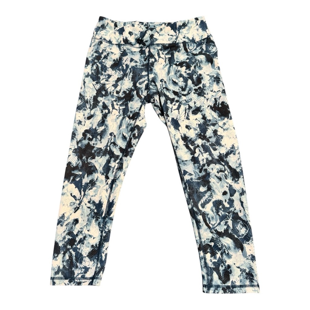 GAIAM Blue and White Patterned crop capri Leggings medium